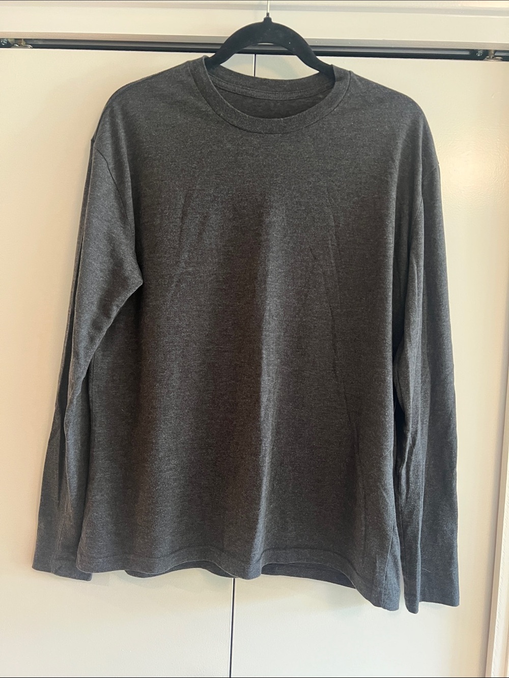 Men's Long Sleeve Crewneck Tee - Charcoal Gray